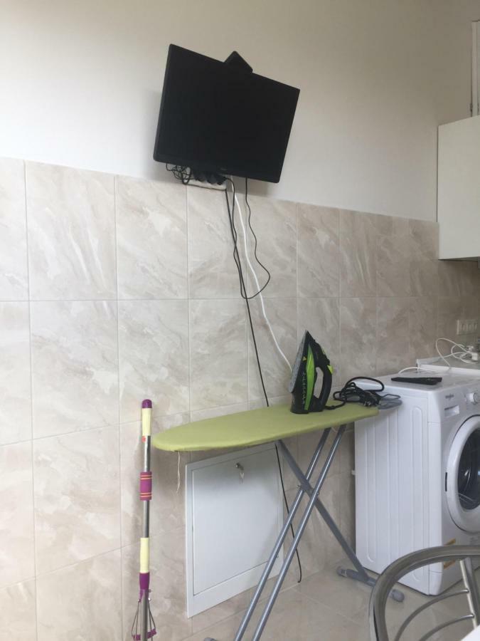 City Apartment Ternopil Kültér fotó